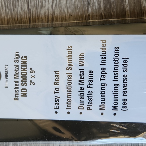 No Smoking Sign ** New ** - Picture 3 of 3